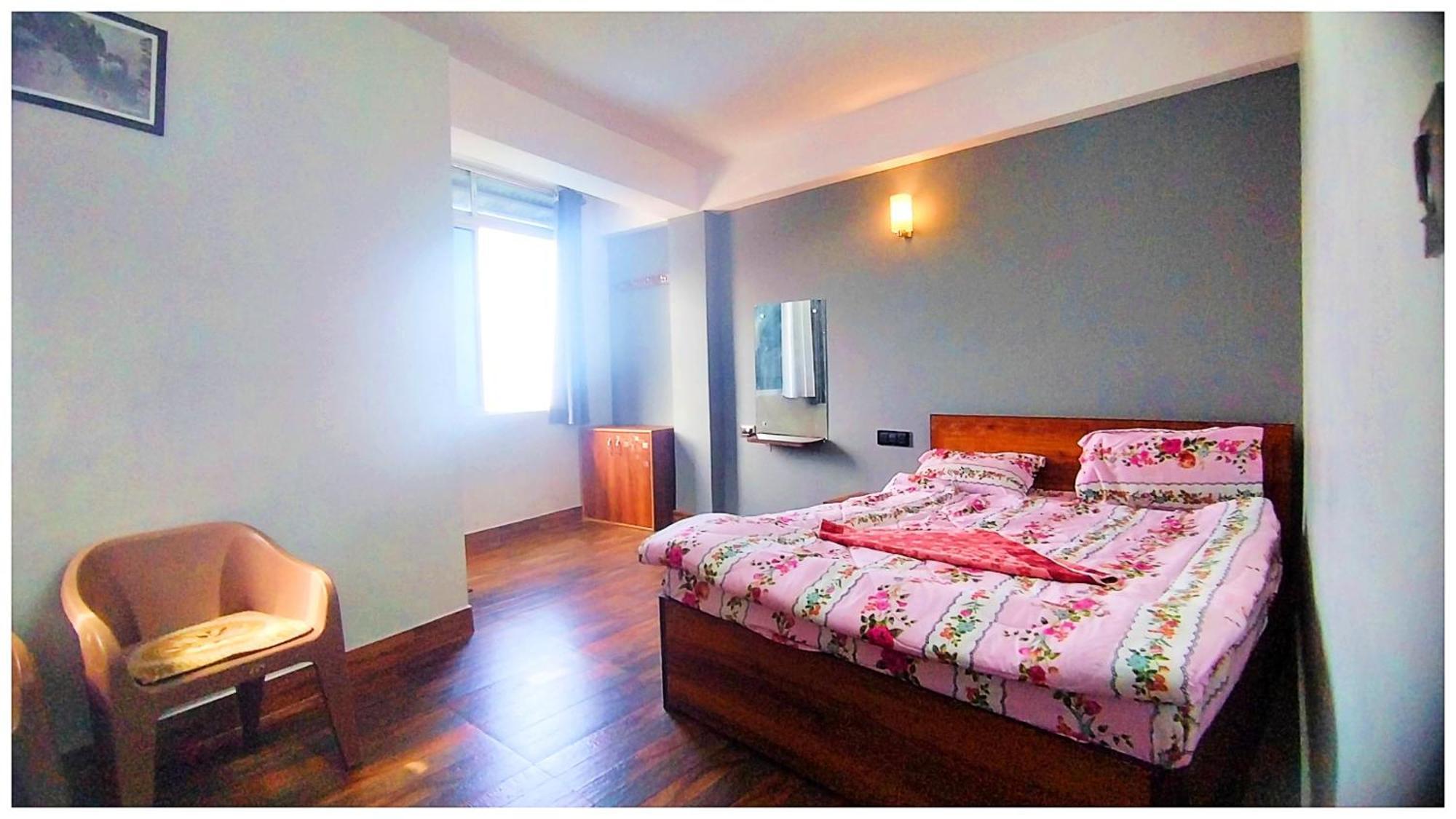 Hotel Premium Pitstop Near Railway Station Best Hotel In Darjeeling Darjeeling  Exterior photo